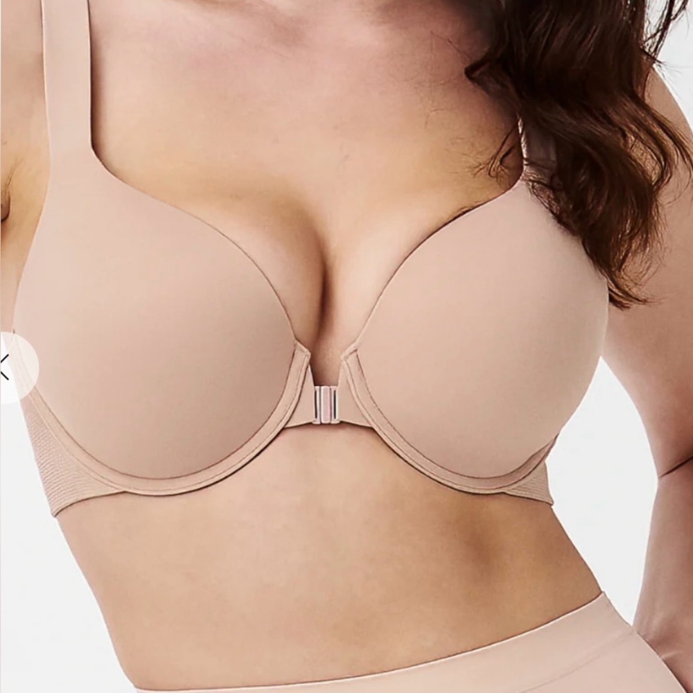 SPANX Smooth Full-Coverage Bra with Smart Straps